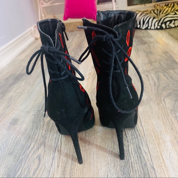 Booties - Picture 3 of 4